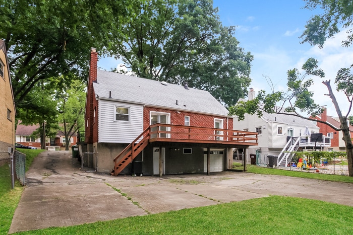 Building Photo - 1061 Fashion Ave