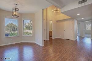 Building Photo - 938 W Madera Ln