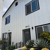 Building Photo - 5874 Towne Ave