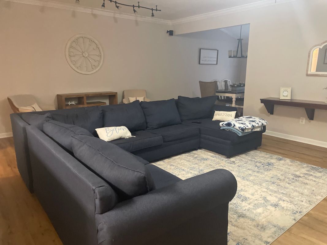 Building Photo - 1211 Lindsay Ln