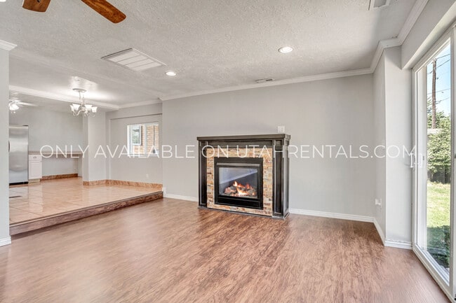 Building Photo - 1671 E 7080 S