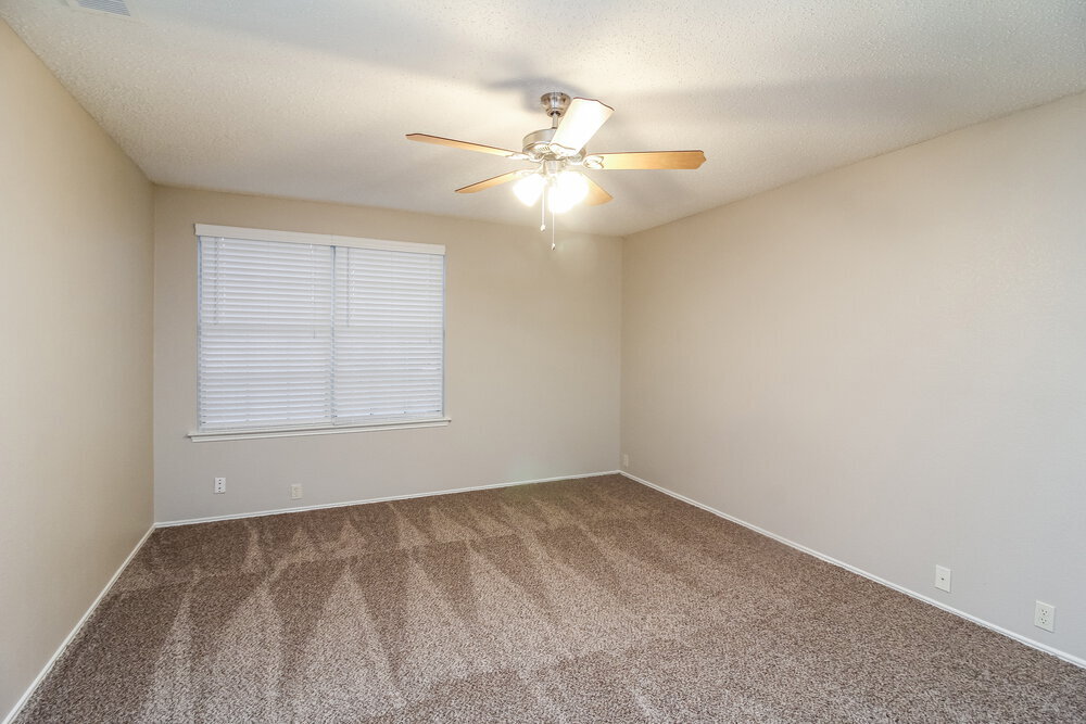 Building Photo - 1616 Columbia Dr