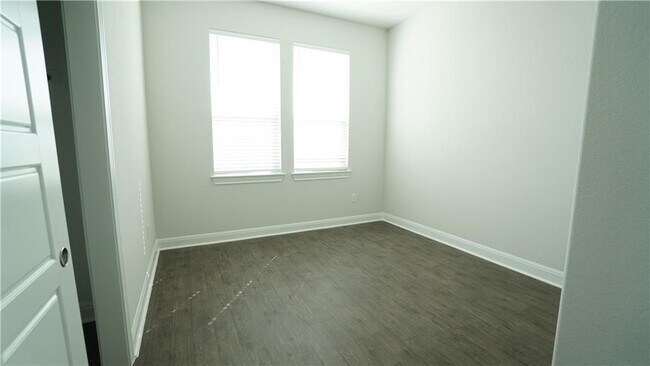 Building Photo - 1308 Falconer Wy