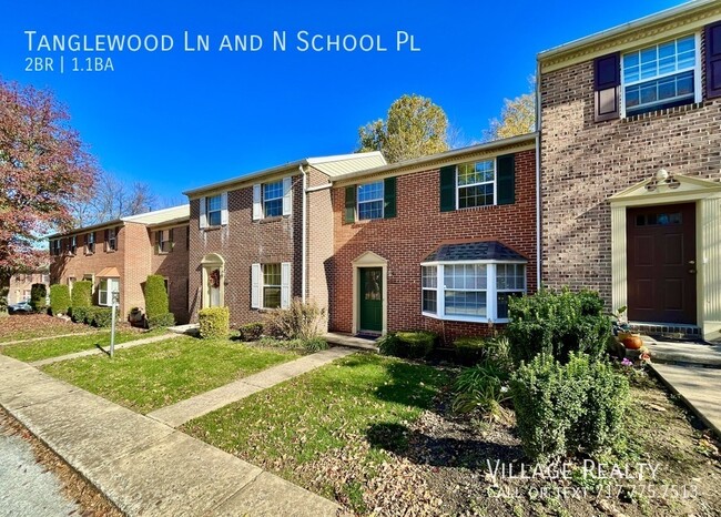 Primary Photo - Spacious 2-BR Townhome in Dallastown Schoo...