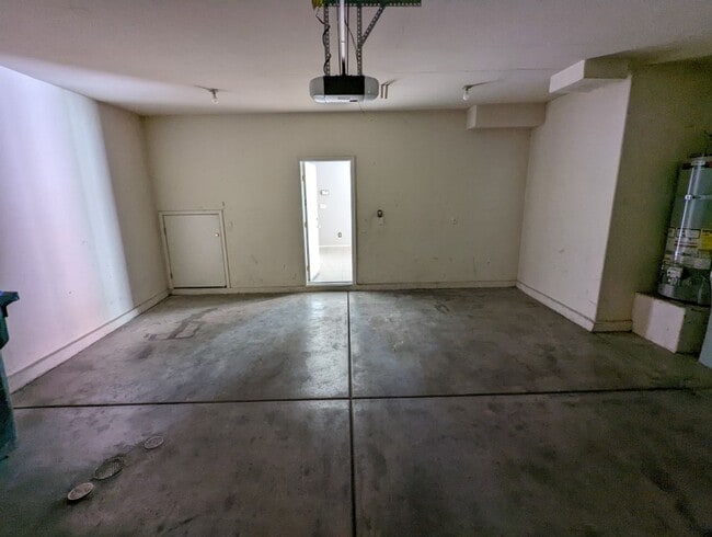 Building Photo - 4316 Hera Temple Ave