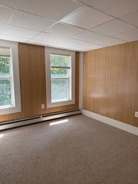 Building Photo - 16 Saint John St