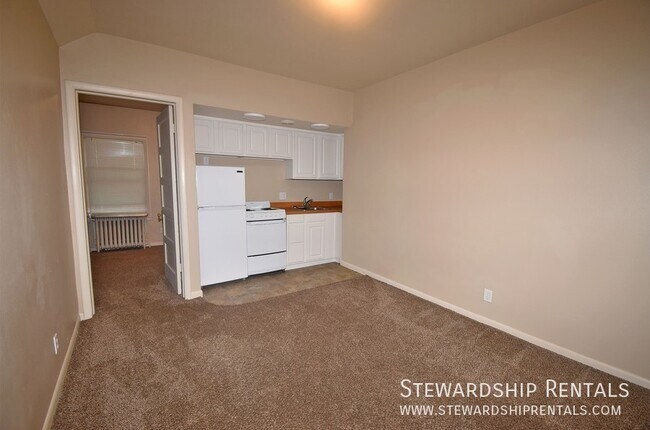 Building Photo - 1831 Kincaid St