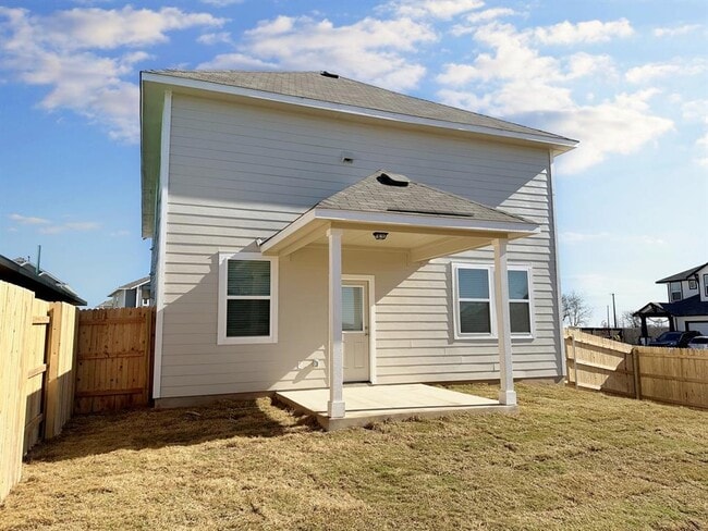 Building Photo - 163 Haywood Mnr