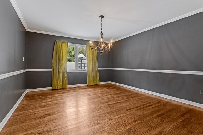 Building Photo - 168 Mendham Rd