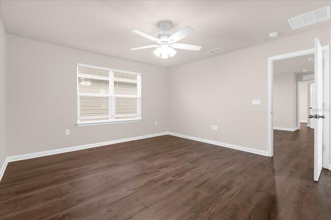 Building Photo - 6162 Glory Bower Dr