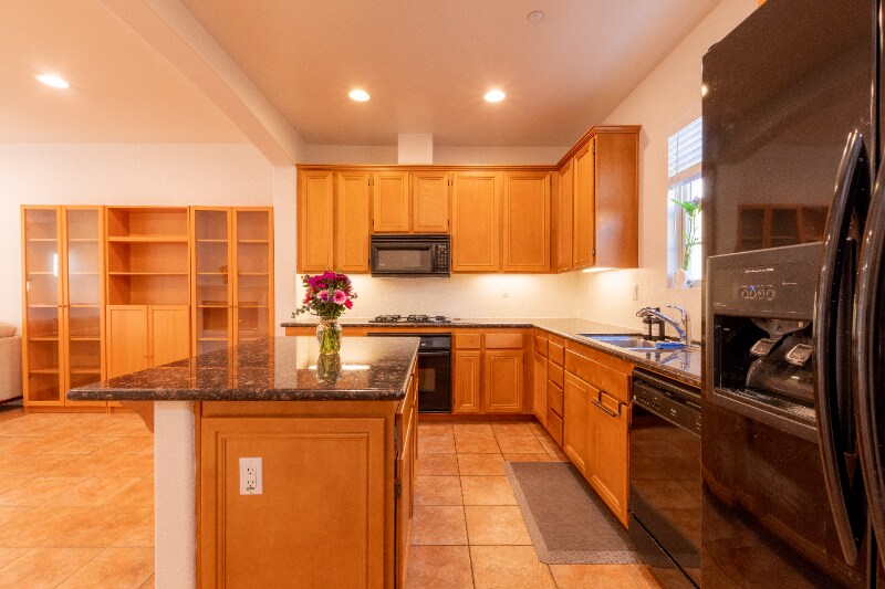 Building Photo - 2658 Escala Cir