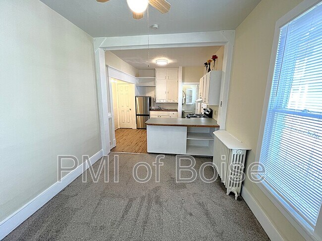 Building Photo - 317 E Bannock St