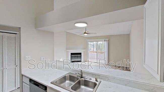 Building Photo - 4541 Lamplighter Cir