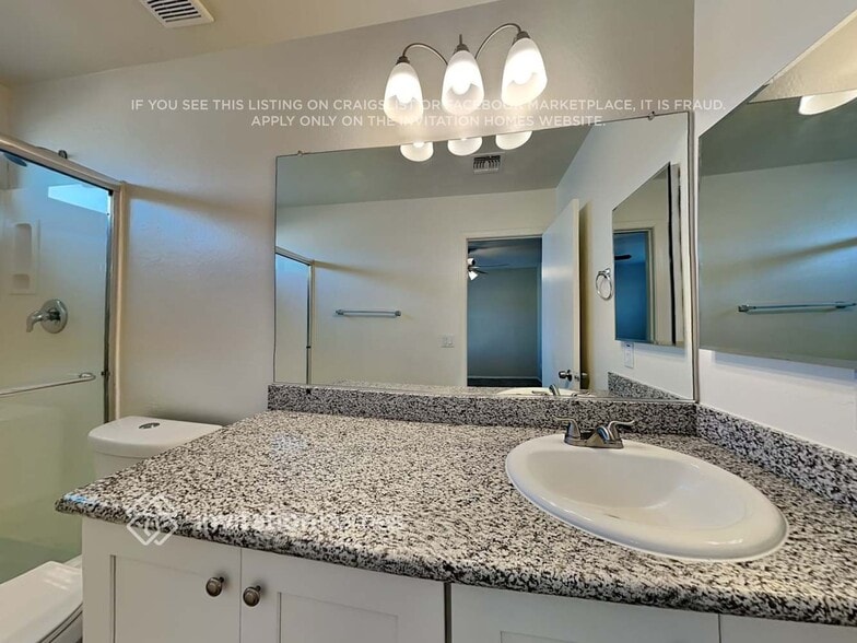 Building Photo - 14808 N B St