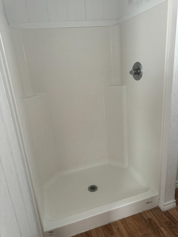 Building Photo - 930 County Rd 3390