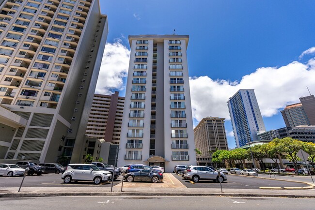 Building Photo - Coty Tower 703