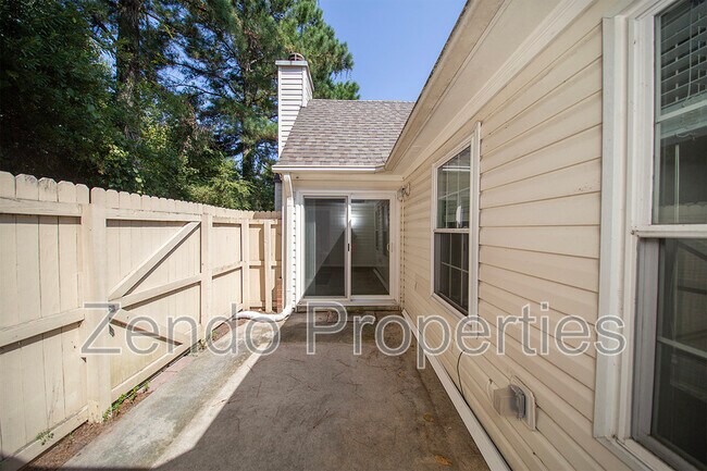Building Photo - 3030 Trappers Run