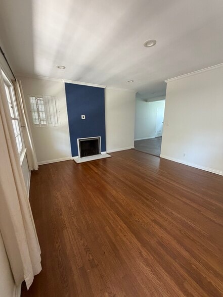 Building Photo - 129 Stonehaven Way