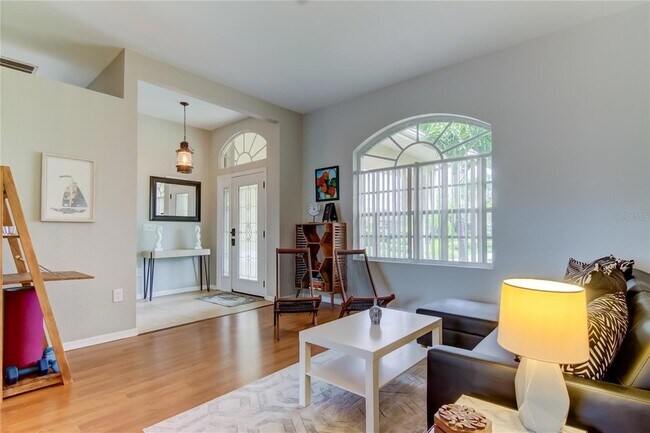 Building Photo - 1421 Beach Club Ln