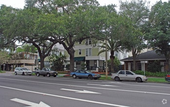 Building Photo - 4th Street Flats