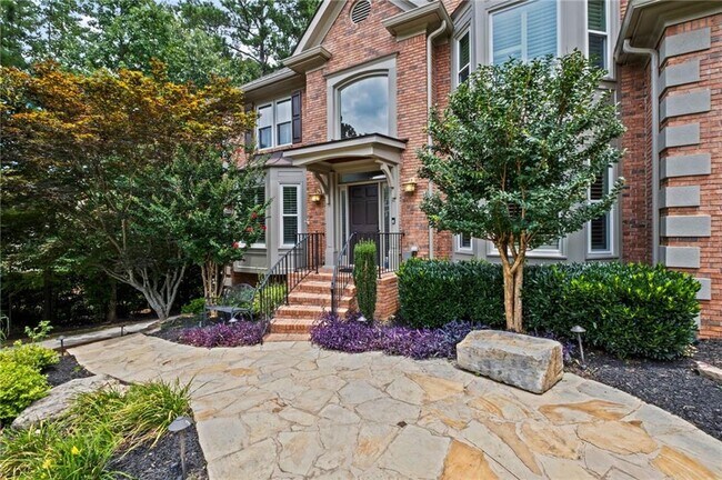 Building Photo - 710 Weybridge Pl