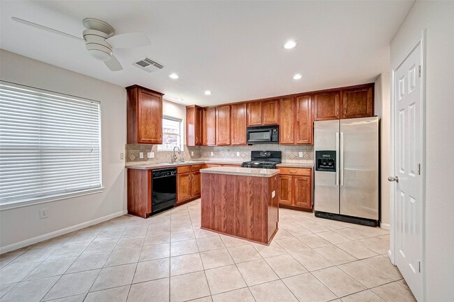 Building Photo - 5127 Birch Manor Ln