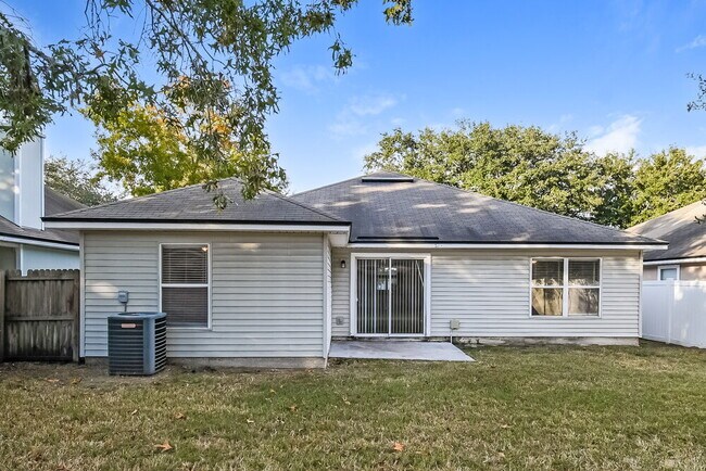 Building Photo - 9366 Daniel's Mill Dr