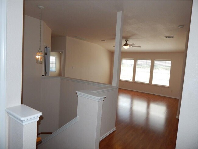 Building Photo - 10909 N Canoa Hills Trail