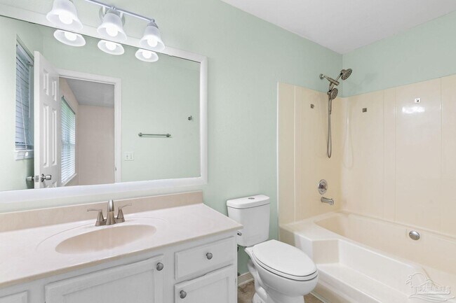 Building Photo - 1203 Brook Bend Rd