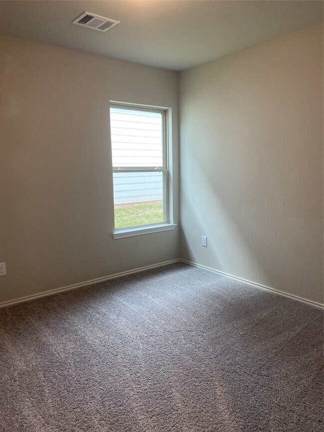 Building Photo - 802 Faison Ct