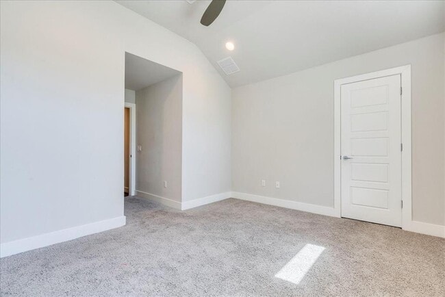Building Photo - 2807 Del Curto Rd