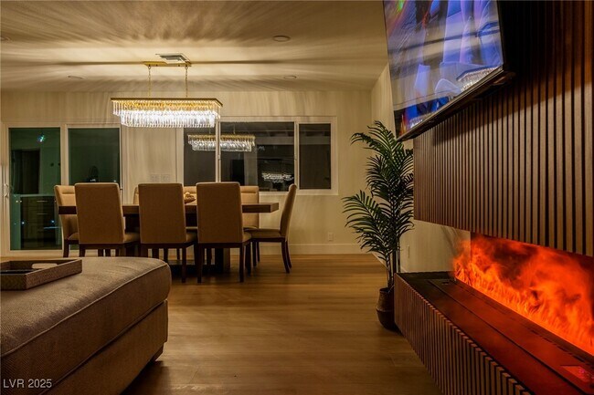 Building Photo - 3485 Shamrock Ave