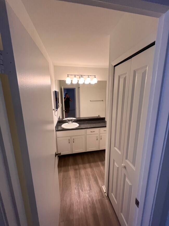 Building Photo - 5436 E Michigan St