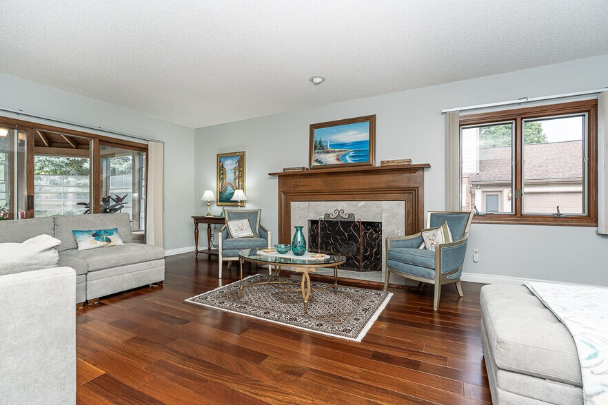 Building Photo - 1574 Devonshire Dr