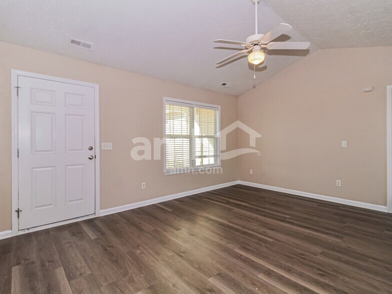 Building Photo - 9488 Huckabee Dr NE
