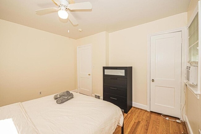 Building Photo - 8411 Potomac Ave