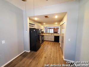 Building Photo - 8314 Clays Point
