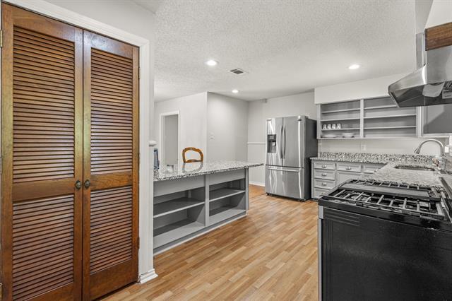 Building Photo - 2711 Santa Cruz Dr