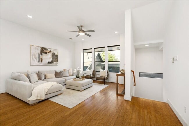 Building Photo - 5012 Cornish St