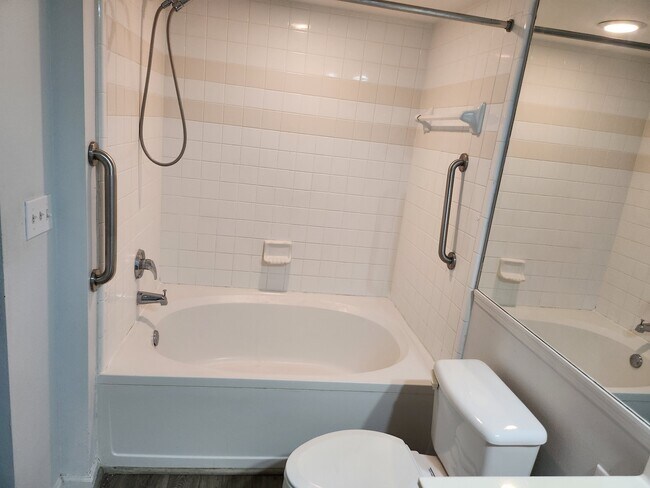 Building Photo - 23699 Bahama Point