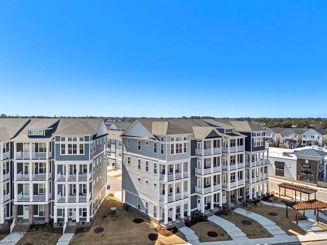Building Photo - 9683 Shore Dr