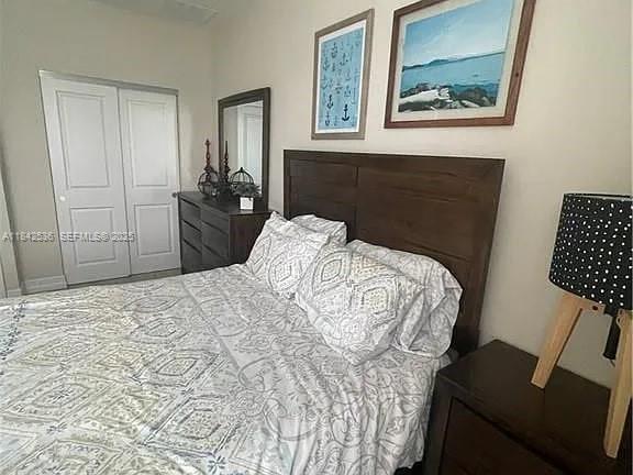 Building Photo - 7139 Greenwood Park Cir