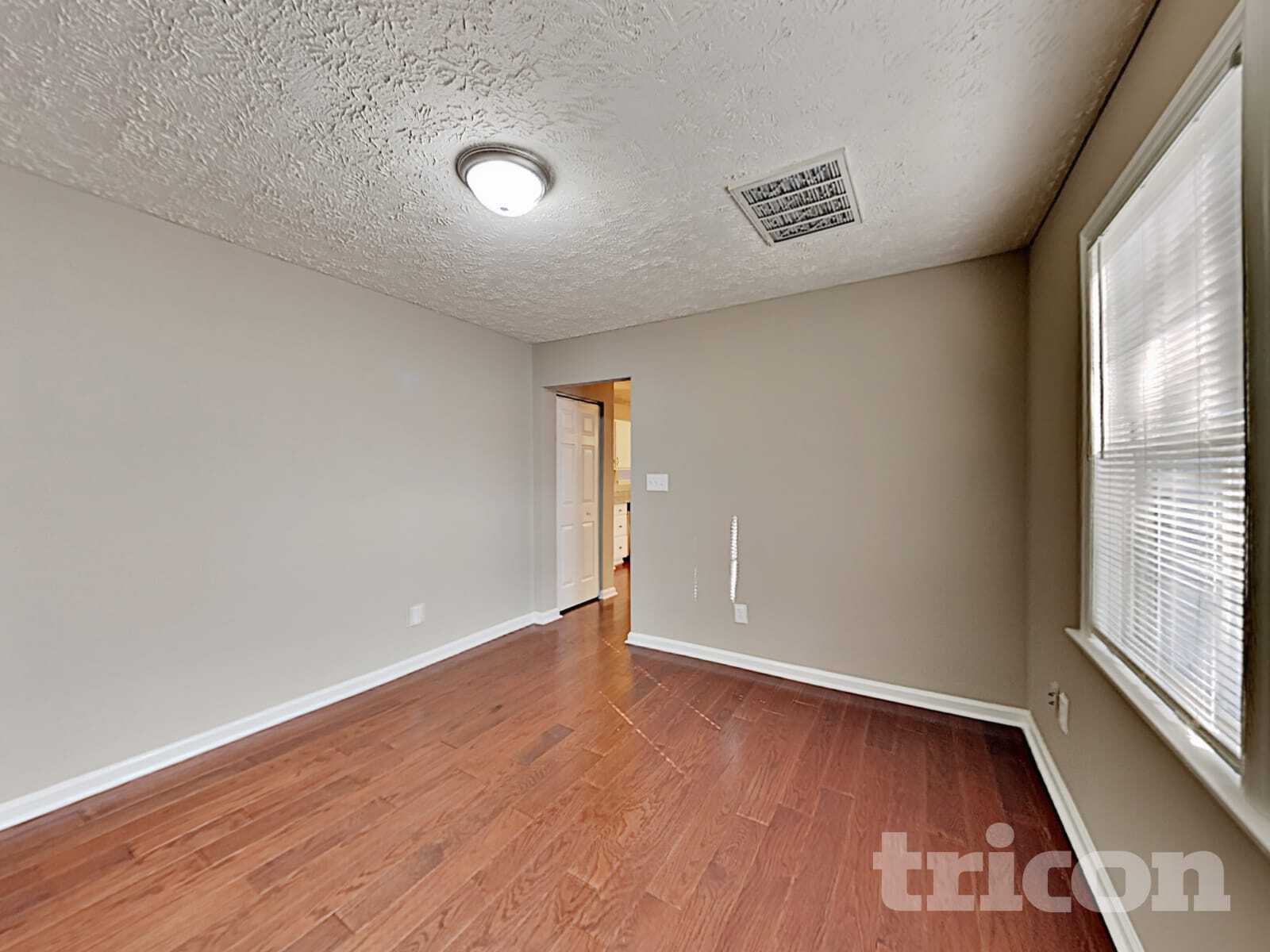Building Photo - 3328 Neptune Dr