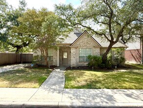 Building Photo - 4410 Shavano Cross