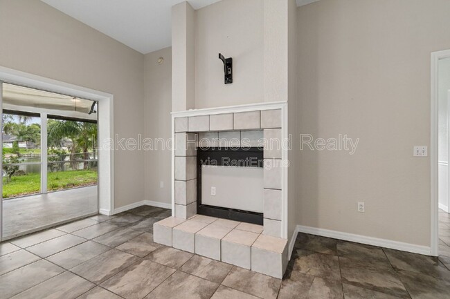 Building Photo - 95 Woodside Dr