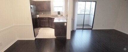 Building Photo - Beautiful 1/1 Remodeled Condo for Rent in ...