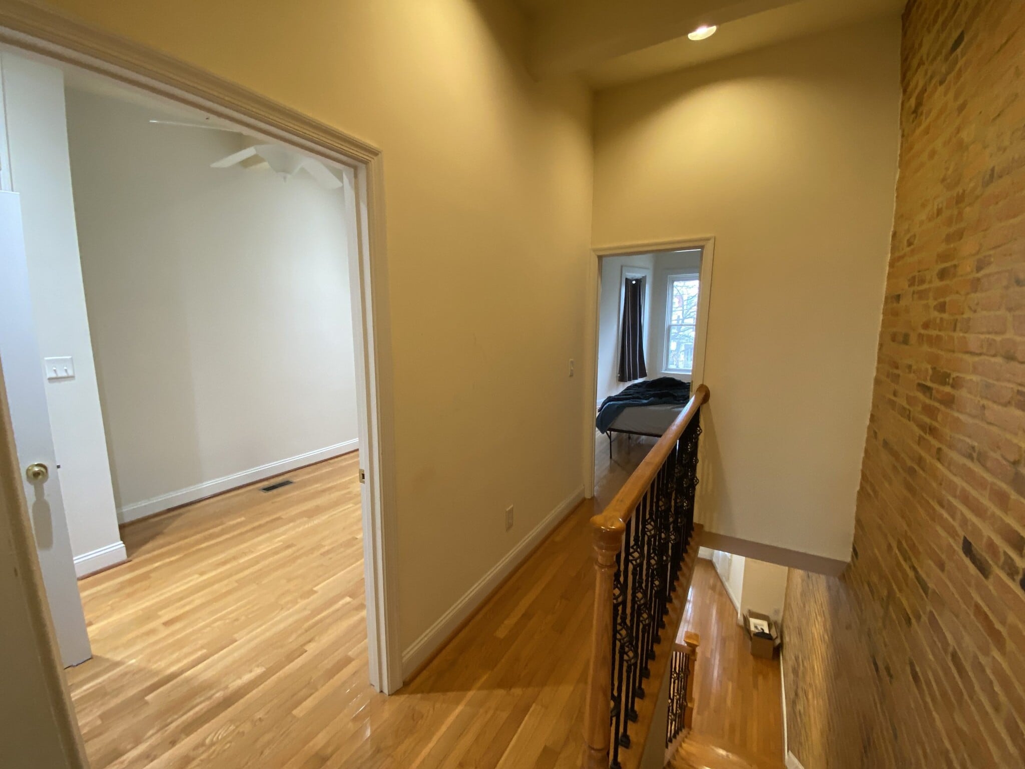 Building Photo - 1122 K St NE