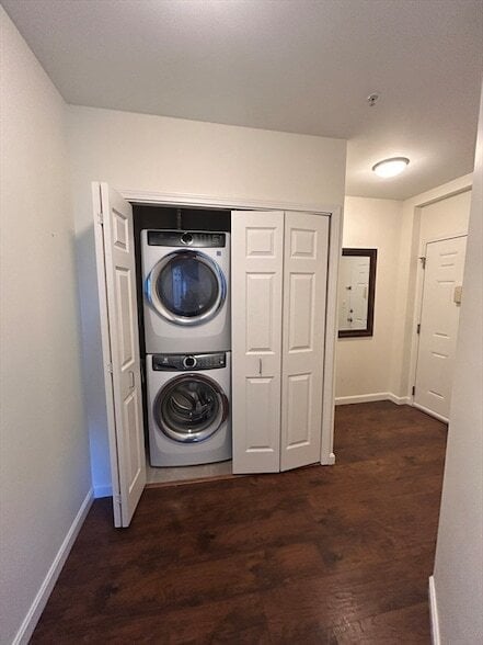 Building Photo - 1 Cityview Ln