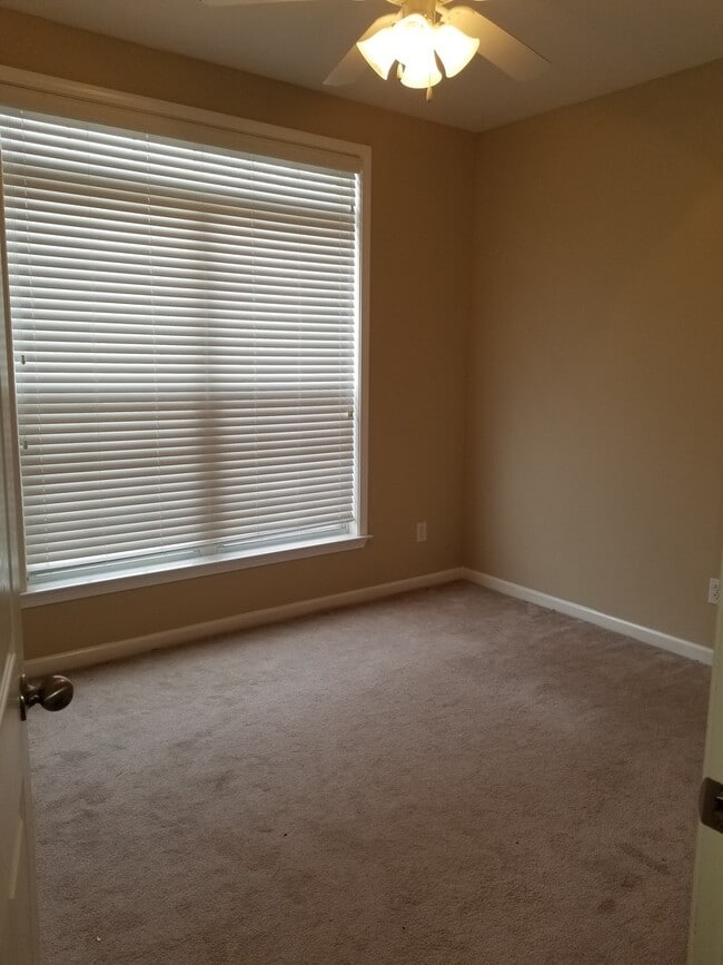 Building Photo - Cotton Creek Subdivision