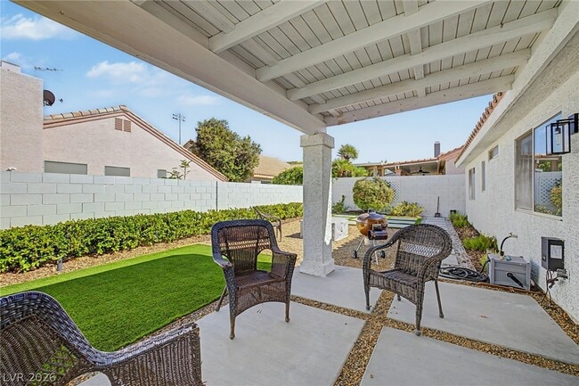 Building Photo - 679 Scenic Tierra Ln